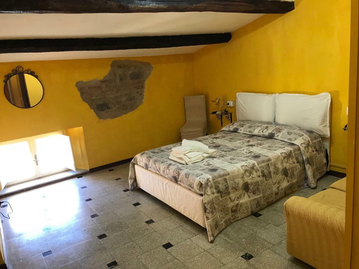 Albergo Antica Lanterna Castelnuovo di Garfagnana Exteriör bild